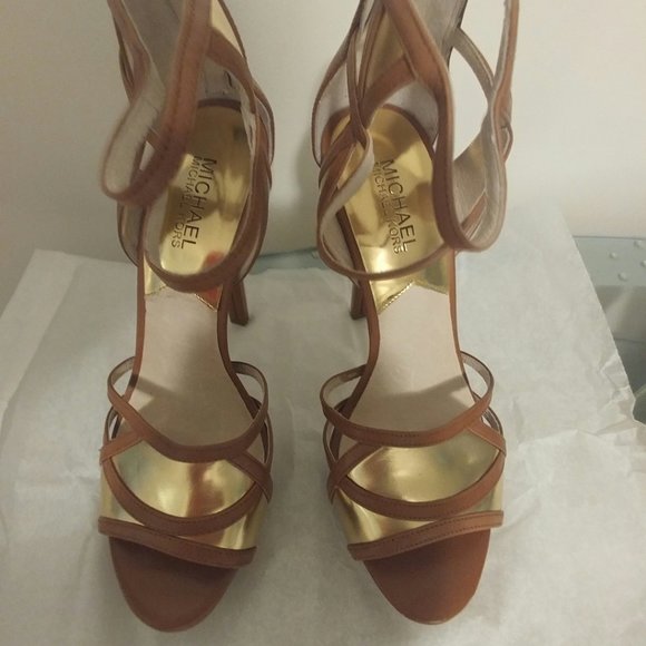 Michael Kors Sandals - Picture 2 of 2